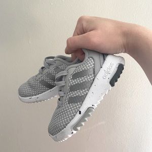 Size 5 toddler Adidas sneakers. Slip on. Barely worn, like new.